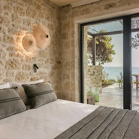 Home By The Sea Kardhamili Exterior foto